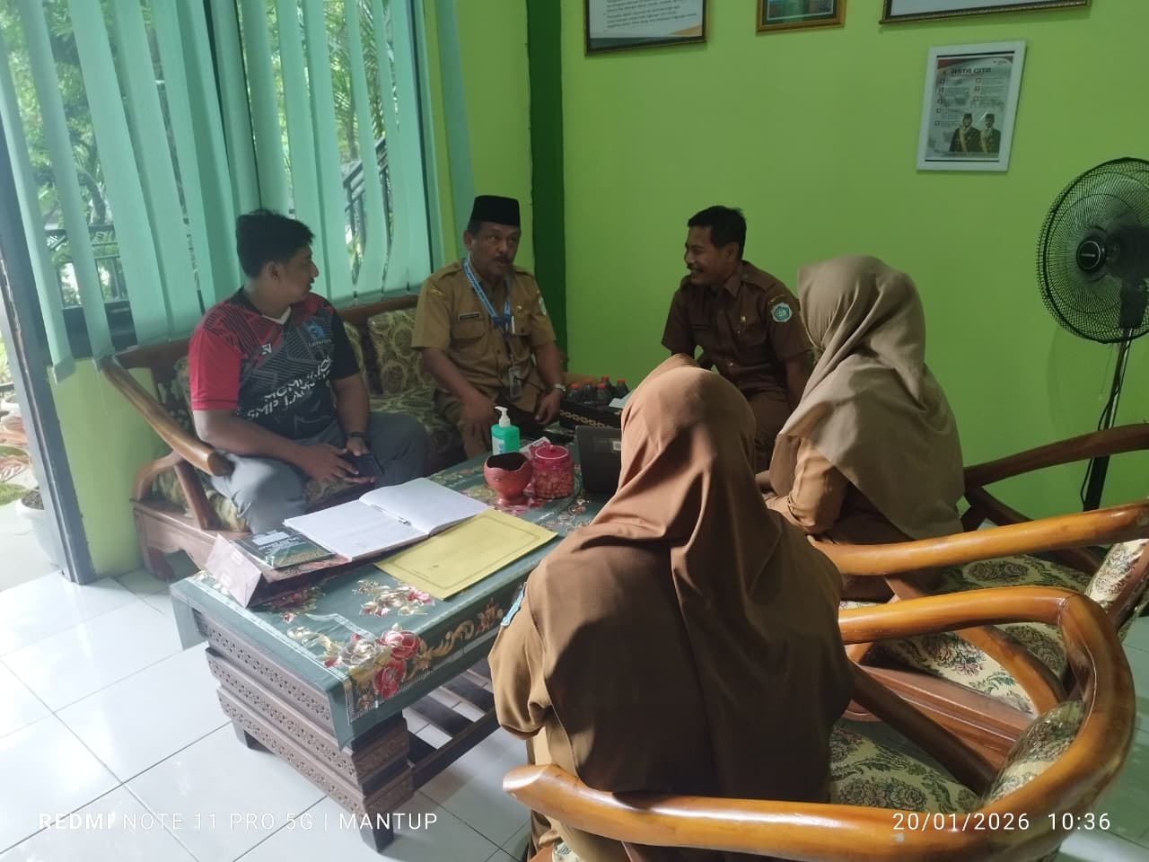 Pengawas Pembina Suhartono, S.Pd., M.Pd. Laksanakan Pendampingan Pemetaan Komitmen Perubahan di SMP Negeri 1 Mantup